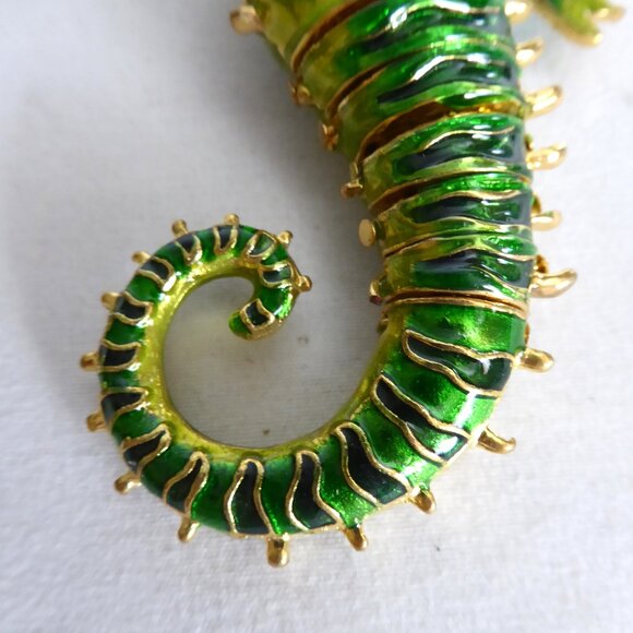 NEW 4.5” CLOISONNE GOLD METAL ENAMEL JOINTED SEAHORSE CHRISTMAS ORNAMENT - Picture 9 of 14